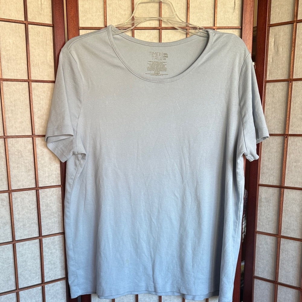 Bundle of Tops, size XXL 2X - Picture 8 of 10
